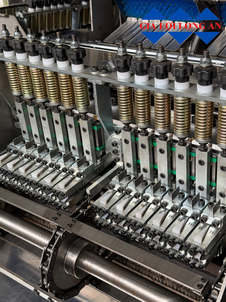 ĐẦU CẮT HẠT ĐIỀU 12 DAO (MODEL: GL-K12-26) - Ảnh 4